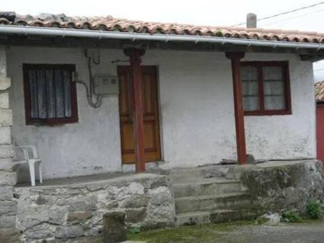 Casa adosada Venta Piloña, Piloña