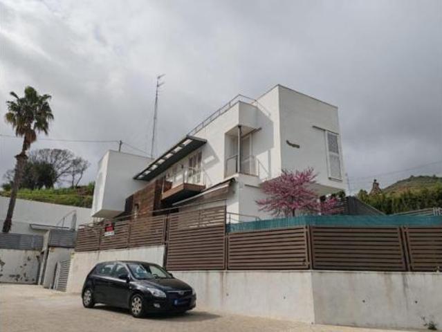 Casa adosada Venta Pineda de Mar, Can Moré Santa Anna