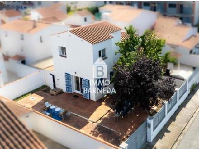 Casa adosada Venta Roses, Santa Margarida
