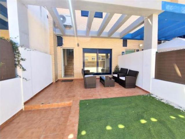 Casa adosada Venta Requena, Requena