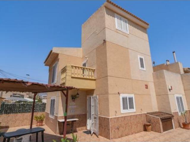 Casa adosada Venta Torrevieja, Torrevieja
