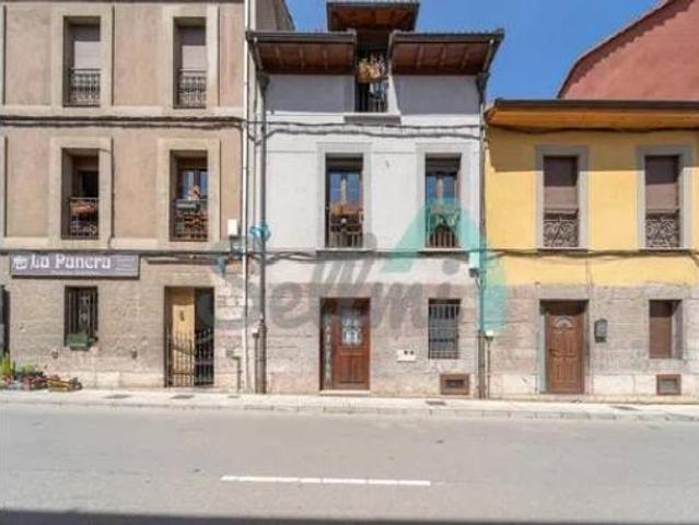 Casa adosada Venta Teverga, Alesga