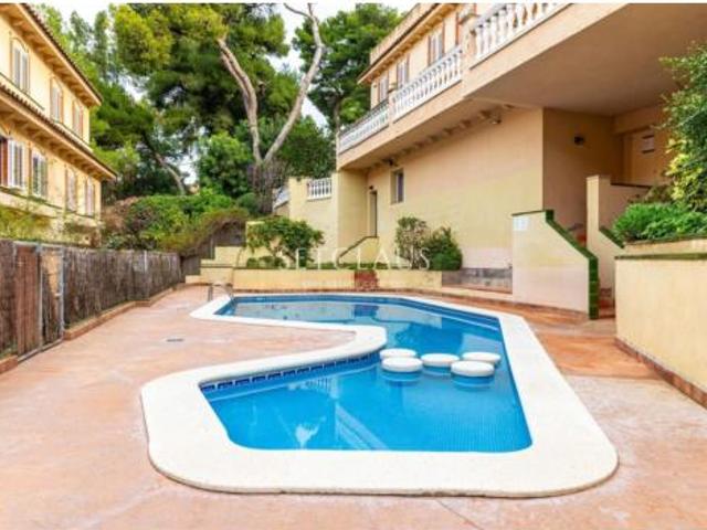 Casa adosada Venta Tiana, Tiana
