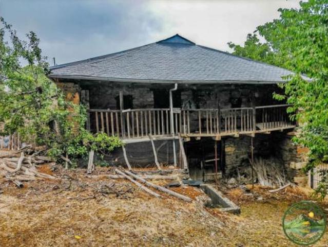 Casa adosada Venta Trabadelo, Pradela