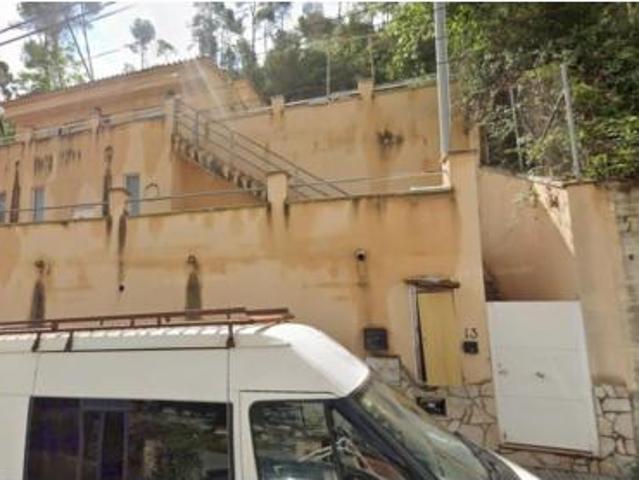Casa adosada Venta Vallirana, Vallirana