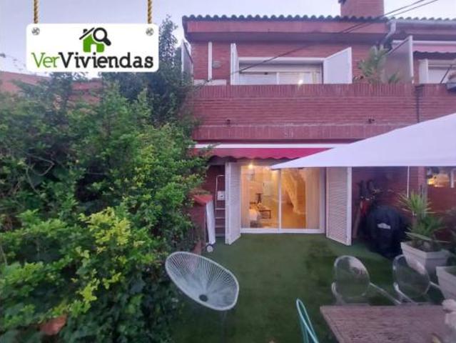 Casa adosada Venta Vallirana, Vallirana