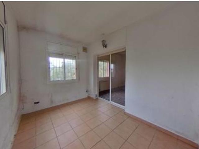 Casa adosada Venta Vidreres, Cartellà