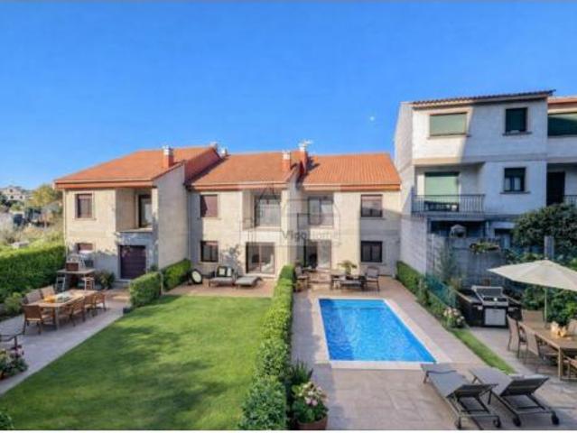 Casa adosada Venta Vigo, Teis