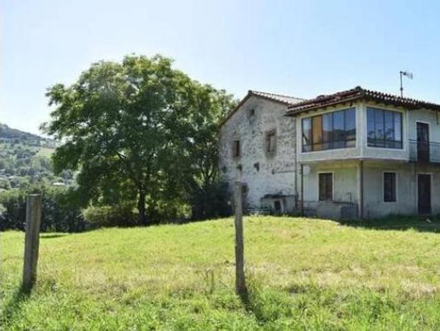 Casa adosada Venta Villacarriedo, Villacarriedo