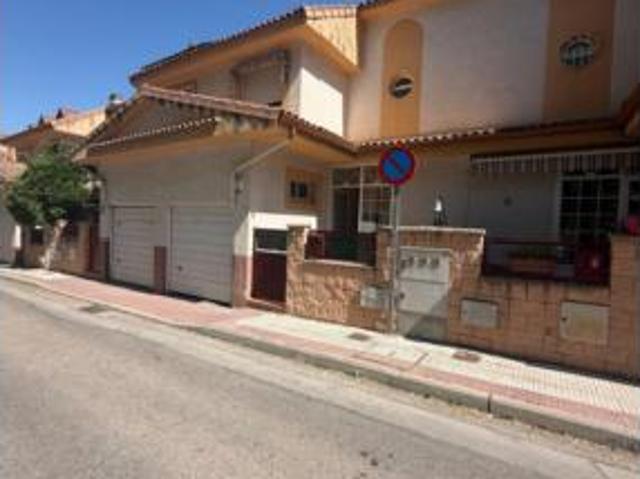 Casa adosada Venta Villalbilla, Villalbilla