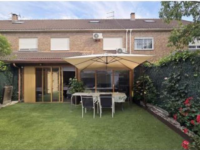 Casa adosada Venta Villanueva de la Cañada, Núcleo Urbano