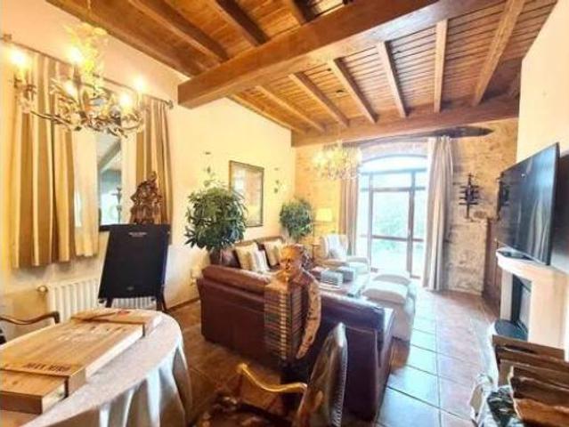 Casa adosada Venta Zuia, Sarria
