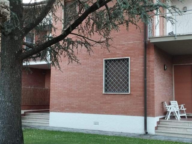 CASA AFFIANCATA in AFFITTO a FORTE DEI MARMI