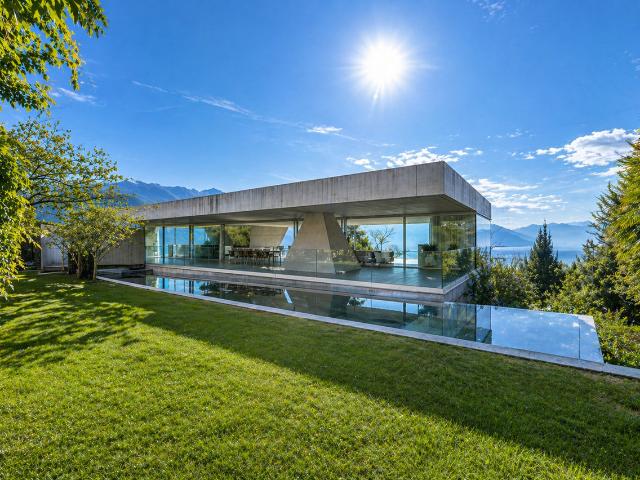 Casa Ai Pozzi | Ikonische Design Villa mit atemberaubendem Seeblick