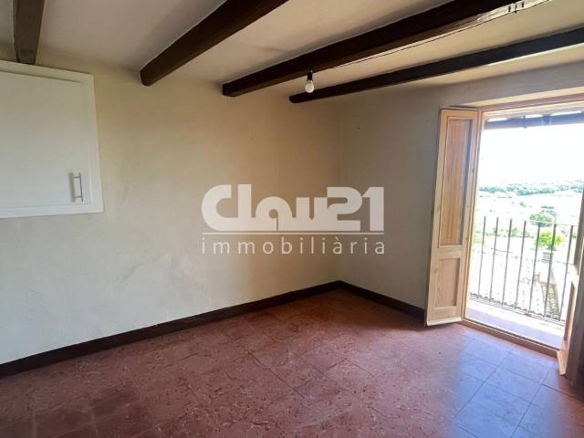 CASA ALQUILADA EN VENTA EN AVIÀ