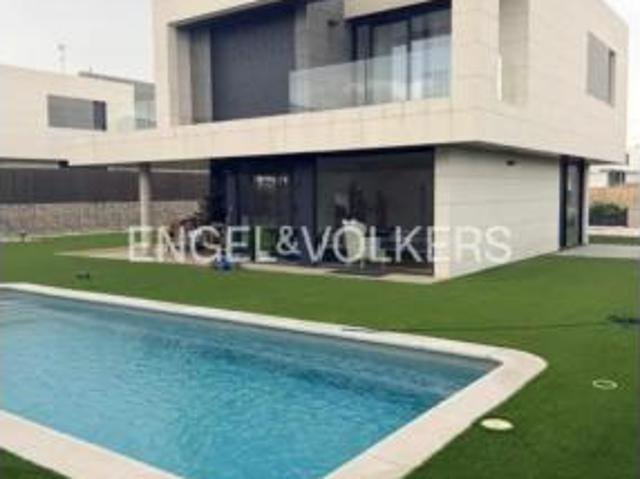 Casa Alquiler Majadahonda, Los Satélites Roza Martín