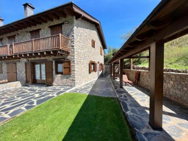 Casa Alquiler Bellver de Cerdanya, Pi
