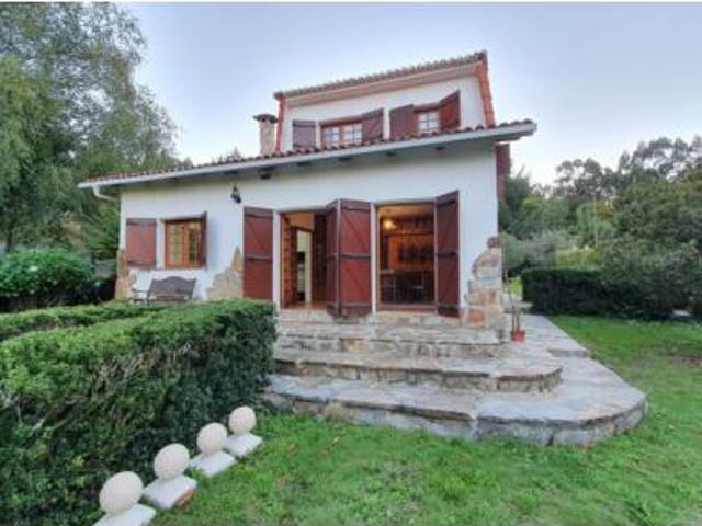 Casa Alquiler Teo, A Igrexa Luou Santa Maria