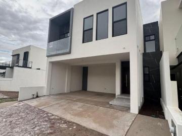 Venta Casa Altozano Minisplit y Paneles Solares