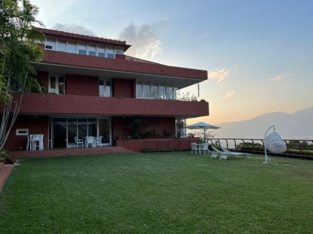 CASA ALTA GAMA EN ALTO HATILLO