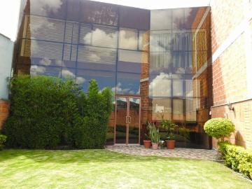 Casa amoblada de 225 m² en el sector Amable María, en uno de los mejores barrios de Loja