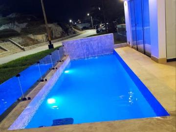 Casa Amoblada en Alquiler en el Club House Las Palmeras, Cerro Azul