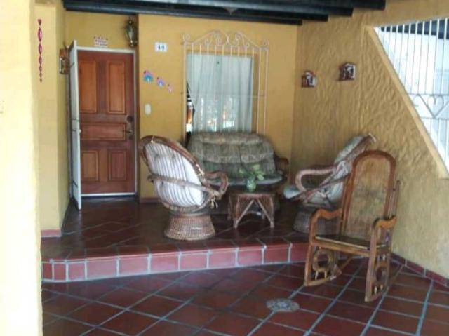 CASA AMOBLADA EN URB. TIERRA DEL SOL TIPURO VE13 043ST RZER