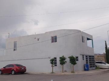 Casa amplia al norte de la ciudad