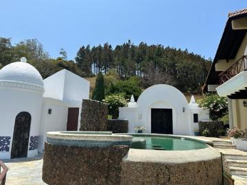 CASA AMPLIA DE 4 HECTAREAS CON PISCINA EN ALTOS DEL MARIA