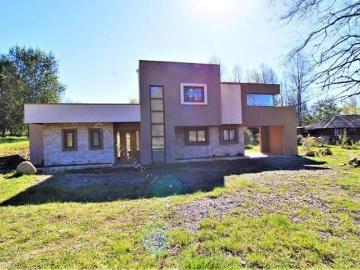 Casa amplio terreno excelente estado ubicada en lugar seguro