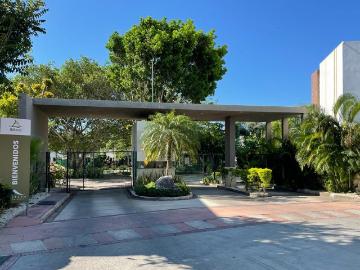 Casa amueblada Venta/Renta Altozano M?rida, privada Risco, 3 hab 3, acceso a lago