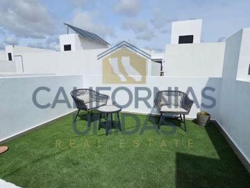 Casa amueblada con 3 recámaras para venta y renta en Playas de Tijuana con vista al mar