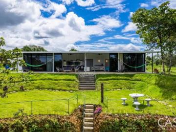 Casa amueblada de 2 dormitorios frente al río en Bijagual, Chiriquí