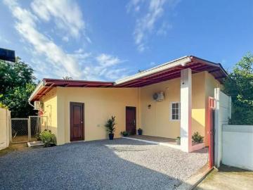 Casa Amueblada De 2 Habitaciones En Puerto Armuelles, Chiriquí