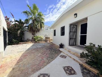 Casa Amueblada en Venta en Chuburna Puerto