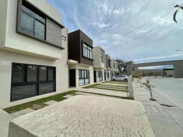 CASA AMUEBLADA EN VENTA O RENTA EN PORTOVELA RESIDENCIAL, NVO. VALLARTA, NAYARIT