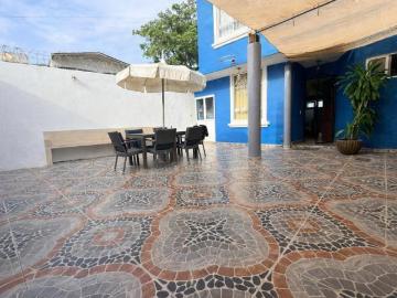 Vendo Casa Amueblada en Los Encantos Valle Dorado