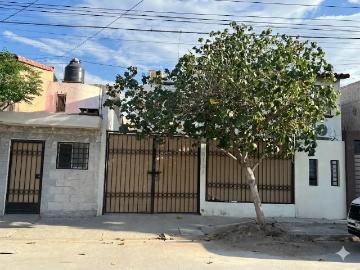 Casa Amueblada en Renta Torreón 2000