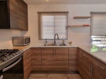 Casa amueblada en RENTA ubicada en valparaiso residencial