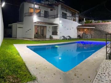 casa amueblada en renta circuito santa fe xochitepec morelos