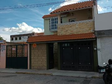 CASA AMUEBLADA EN RENTA, COL REYITOS, SLP