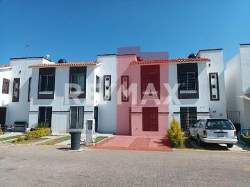 Casa amueblada en renta en Villas de Bernalejo