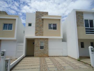 CASA AMUEBLADA EN RENTA EN ALMAR