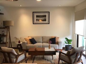 Casa AMUEBLADA en Renta en Altozano – Condominio Meteoro