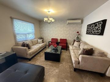 CASA AMUEBLADA EN RENTA EN QUINTAS DE ANAHUAC, ESCOBEDO, N.L