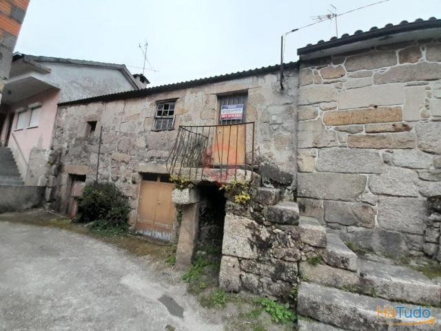 Casa antiga | 26084015275