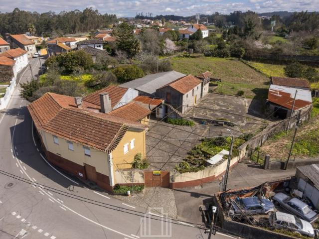 Casa antiga T4 Souto