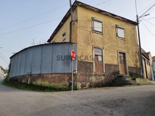 CASA ANTIGA C TERRENO LOBÃO