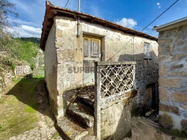Casa antiga em Mondim da Beira, Tarouca