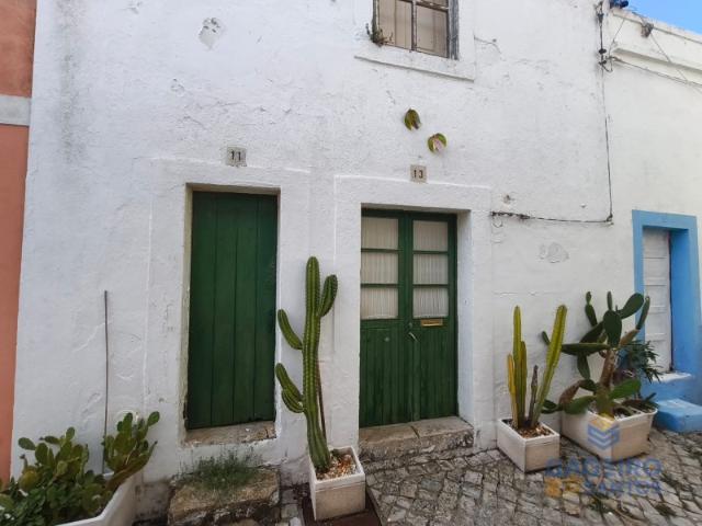 Casa Antiga para Recuperar Com Projeto Aprovado T1